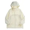 Atacado de fábrica de novas roupas de proteção solar de verão com capuz, refrescantes, com proteção UV UPF50+ para uso ao ar livre, disponíveis em modelos masculinos e femininos