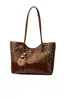 Bolso Tote para Viajes Cotidianos Bolso de Hombro de Gamuza Empalmada de Gama Alta Nicho Bolso de Mano para Mujer Nuevo Invierno 2026