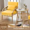Conjunto de mesa e cadeiras de lazer para varanda um conjunto de três peças com uma mesa e duas cadeiras cadeira de sofá individual estilo log para pousada hotel tamanho grande