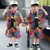 Roupas de Verão para Crianças, Conjuntos de Manga Curta para Meninos, Novo Estilo 2026, Conjunto Completo Fresco e Bonito de Looks Ootd, Conjunto de Verão de Duas Peças para Meninos