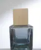 Atacado Em Estoque Frasco de Perfume Quadrado de 50ml com Fundo Espesso, Frasco de Vidro Escuro Fosco, Frasco Spray de Encaixe Transparente com Cor Gradiente