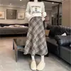 Falda de Cuadros con Atmósfera de Otoño e Invierno para Mujer, Petite de Otoño e Invierno 2025 Nueva Falda de Paraguas de Cintura Elástica de Longitud Media