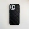 Funda de Teléfono con Patrón de Cuero Romboidal Adecuada para iPhone16Promax Personalidad 15PRO Resistente a Caídas 14 Moderna 13 Color Sólido