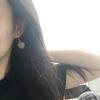 Pendientes de terciopelo estilo retro Harajuku con gancho para la oreja, con forma geométrica de chica dulce, con forma de bola de pelo y amor, a la moda, geniales y combinables.