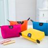 Bolsa cosmética impermeable de caramelo Bolsa Yuanbao Regalo promocional Bolsa de dumplings Regalo Venta al por mayor Suministro directo de fábrica y almacenamiento