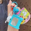 Llavero de Muñeca Dinámica Dimensión Pequeña Crayon Original Colgante Pequeño Llavero para Mochila Escolar de Pareja Colgante Pequeño Regalo