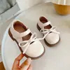 Zapatos de Cuero para Niñas 2026 Otoño Nuevo Modelo Suela Suave Zapatos de Princesa para Niñas Mayores, Zapatos Individuales de Estudiante, Zapatos de Desempeño para Niños