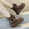 Botas estilo Martin de cuero suave con forro de felpa, botines cortos para mujer, nuevo estilo de invierno 2026, suela gruesa, zapatos que aumentan la altura para mujer, botas altas de algodón