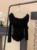 Otoño/Invierno Nuevo Estilo Coreano de Un Hombro con Cuello de Volantes de Terciopelo Sentido del Diseño Nicho Adelgazante Top de Manga Larga para Mujer Moda Negro