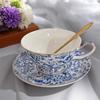 Taza y Platillo para Café de Porcelana Fina Estilo Pastoral con Borde Dorado Taza y Platillo para Té de la Tarde Inglesa y Té de Flores Juego de Regalo de Taza y Platillo de Lujo Ligero de Gama Alta