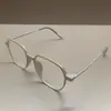 Gafas de Montura Cuadrada Esmerilada Estilo Business de Gama Alta Color Caqui Gafas para Miopía Se Pueden Equiparar con Monturas Planas de Prescripción