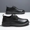 Sapatos Casuais de Couro Masculinos Transfronteiriços 2026 Novo Modelo Estilo Britânico Cano Baixo com Cadarço Solado Macio Confortável Versátil Tendência Sapatos Masculinos