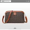 Bolso bandolera para madre de mediana edad 2024 nuevo bolso para teléfono móvil de mujer versátil para mediana edad y ancianos bolso pequeño de cuero suave para compras de un solo hombro
