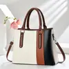 Bolsa Feminina da Moda Nova com Bloco de Cores, Tote Versátil de Grande Capacidade para o Dia a Dia, Pronta para Envio no Mesmo Dia