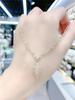 Nuevos pendientes de gota de diamante con forma de hoja de ópalo hueco de Corea del Sur para mujer, nuevos pendientes adelgazantes de nicho con nuevo diseño de moda.