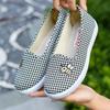 Zapatos de Tela de Pekín Antiguos de Primavera y Otoño para Mujer, Zapatos de Mamá de Suela Blanda Plana Antideslizante, Zapatos Individuales para Mediana Edad y Ancianos, Zapatos de Abuela, Cómodos y Versátiles
