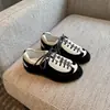 Xiaoxiangfeng 2026 Verano Nuevo Color Panda Blanco y Negro Bloque de Color Retro Zapatillas de Entrenamiento Alemanas con Cordones Tenis Casuales para Mujer