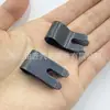 Accesorios de resorte de forma especial para interior de automóvil acero al manganeso tratamiento térmico endurecido clip elástico autorroscante en forma de U tuerca de lengüeta