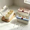 Caja de Condimentos Compartimentada Soporte para Condimentos de Cocina con Cuchara Cuatro Compartimentos Caja de Almacenamiento de Sal Azúcar Glutamato Monosódico
