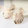 Brincos de Pino Geométricos Assimétricos em Forma de Leque Europeus e Americanos Transfronteiriços Brincos Redondos de Metal para Mulheres Retro Francês Elegante Nicho