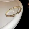 Pulseira com Fivela de Nariz de Porco em Zircônia Banhada a Ouro Real 18K Pulseira de Luxo Acessível High-End Joia de Mão Elegante da Moda Atacado