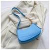Bolsa transversal simples e versátil, nova moda, bolsa de ombro de grande capacidade, design de nicho, bolsa de axila de estilo estrangeiro, venda imperdível