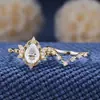 Super Popular Bestseller Transfronterizo: Anillo de Piedra Lunar Incrustada, Anillo de Pareja Versátil de Moda para Mujer con Zircón en Forma de Lágrima, Estrella y Luna