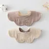 Toalla Salivadera Doble Propósito Estilo Coreano, Tipo Algodón A, Babero de Algodón para Bebé Absorbente y Transpirable, Babero Forma 360 Flor Ondulada