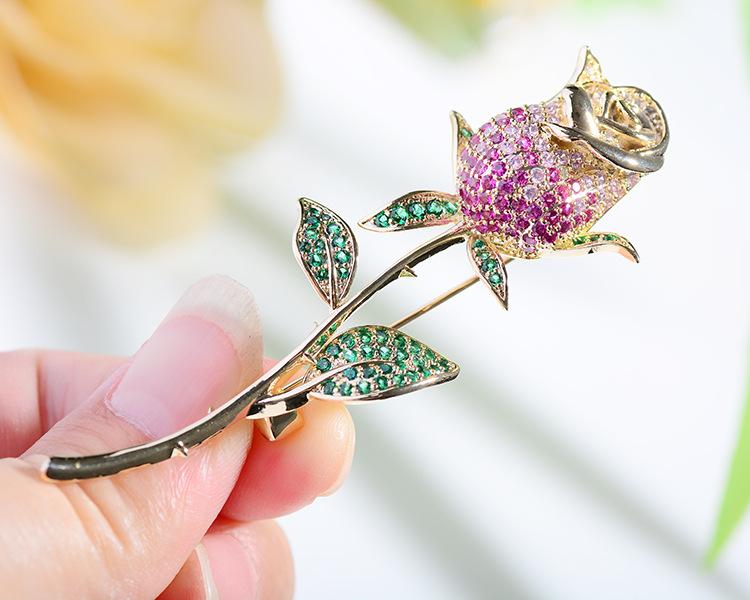 玫瑰花胸针