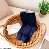 Calcetines de otoño e invierno para mujer hasta la pantorrilla, estilo ballet con bloques de color, esquema de colores dopamina, calcetines de longitud media suaves y cómodos
