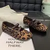 Zapatos Mary Jane Planos Retro Franceses Más Vendidos 2026 Nuevos Zapatos de Mujer para Commute de Otoño Boca Baja Versátiles Zapatos de Salón