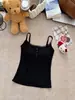 2066# Camiseta sin mangas de algodón liso con ribete de encaje y tirantes de botón Ropa de abrigo para mujer Capa interior con copas Top de capa base