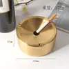 Novo Produto Futeng: Cinzeiro Redondo Escovado de Aço Inoxidável Premium, Uso Doméstico Criativo, Funil de Cinzas para Sala de Estar, Em Estoque para Atacado