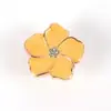 Nuevos colores creativos aceite goteando aleación flor de cinco pétalos mango simple hogar creativo habitación infantil mango de aleación
