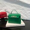 Bolsa Quadrada Pequena Versátil com Textura Casual Verão 2026 Nova Elegante Moda Tendência Cor Sólida Bolsa de Ombro Transversal para o Dia a Dia