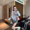 Cardigan de punto simple y casual estilo coreano para principios de otoño de 2026, versátil para mujeres ligeramente rellenitas, chaqueta superior versátil holgada y casual