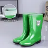 Botas de lluvia industriales moldeadas de una sola pieza, unisex, de caña alta, verdes, antideslizantes, impermeables, resistentes a la suciedad y duraderas, adecuadas para obras de construcción, y diseñadas para usar en primavera y otoño