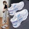 Zapatillas gruesas para mujer 2024, nuevas zapatillas de verano populares, zapatillas deportivas blancas informales de suela gruesa versátiles para estudiantes, primavera y otoño