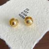 Aretes de botón redondos de margarita de frijol para mujer, estilo francés, retro, diseño de nicho, de alta gama, lujo ligero, elegantes, simples, combinables, aretes de hebilla para la oreja