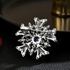 Broche Elegante de Copo de Nieve con Zirconia de Diamante Completo Exquisito Estilo Japonés Accesorios para Cuello Mini Corsage de Nicho de Moda