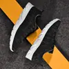 2026 Zapatos Nuevos, Deportivos y de Ocio Verano para Hombre Transpirables Huecos Cómodos de Malla Fly-Knit Zapatillas para Correr, Zapatos de Viaje para Hombre
