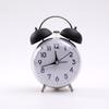 Reloj despertador de doble campana supergrande de 4 pulgadas, esfera de personalidad creativa, clásico silencioso para estudiantes, reloj de mesa GH823