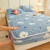 Juego de Sábana Bajera Ajustada de Terciopelo de Leche Espeso Clase A de Tres Piezas Protector de Colchón Cálido de Lana para Invierno Cubierta de Cama de Terciopelo de Algodón Acolchado para Bebé