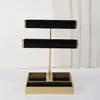 Suporte Dourado de Ferro para Joias Estilo Nórdico com Tecido de Veludo de Camada Dupla, Haste para Colares, Bandeja com Compartimentos e Suporte de Exibição Integrado para Brincos e Anéis