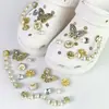 Charms para sapato Croc DIY corrente de pulseira de flor de pérola tridimensional flor de sapato estilo balé removível acessório de sapato decoração