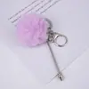 Llavero Creativo de Bola de Pelo con Remaches Lindo Color Puro DIY Llavero de Peluche Colgante para Bolsa Joyería Listo para Venta al por Mayor