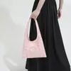 Bolso de Biker Vintage con Tachuelas de Nicho para Mujer, Bolso Cruzado, Nuevo Estilo 2026, Bolso de Hombro de Moda, Bolso de Hombro de Alta Gama