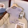 2026 Novo Estilo de Verão Estilo Coreano Doce e Feminino Gola Redonda Canelado Emagrecedor Com Babados Manga Curta Top Curto para Mulheres