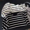2026 Nueva Camiseta de Manga Larga a Rayas con Cuello Redondo, Moda Estilo Coreano para Mujer, Corte Holgado, Adelgazante, Top Versátil, Camiseta Base a Rayas