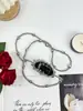 Diseño de Nicho Acrílico Metal Sensación de Alta Gama Plata Irregular Hecho a Mano Tejido con Cuentas Mini Cartera de Moda